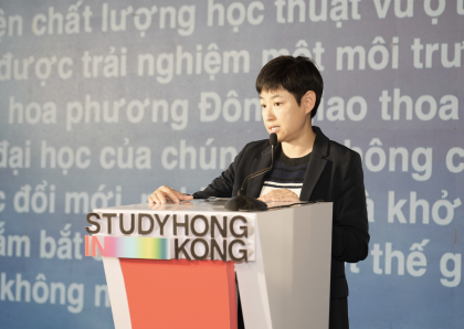 赴香港留学为越南学生打开更多学习与职业机会