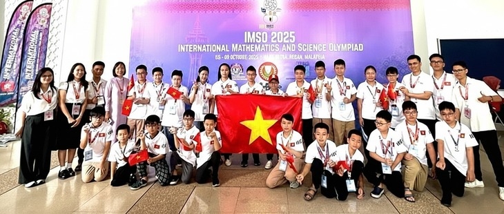 越南学生在国际数学与科学奥林匹克竞赛中荣获多个奖项