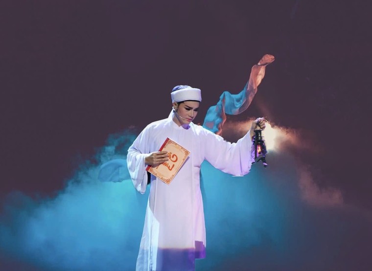 越南实验改良戏《日食》亮相中国 Vở cải lương thể nghiệm “Nhật thực” đến Trung Quốc ảnh 1