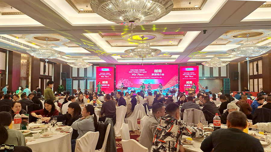 在成都举行的越南旅游推介活动：挖掘合作潜力、促进中国游客赴越旅游