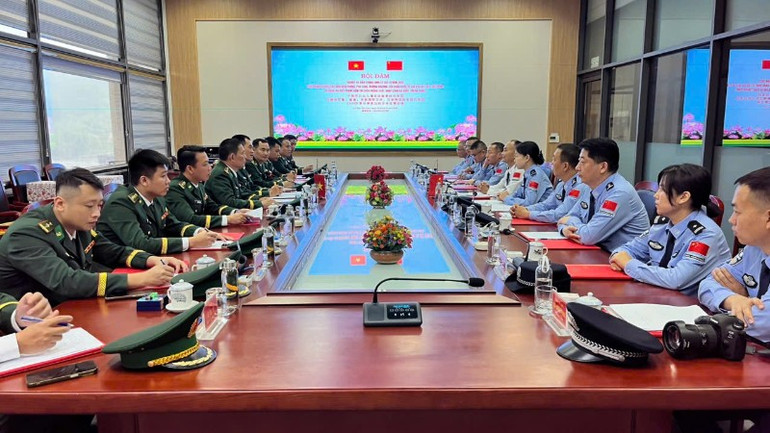 越中边防会谈促进互信共建友好交流新成果