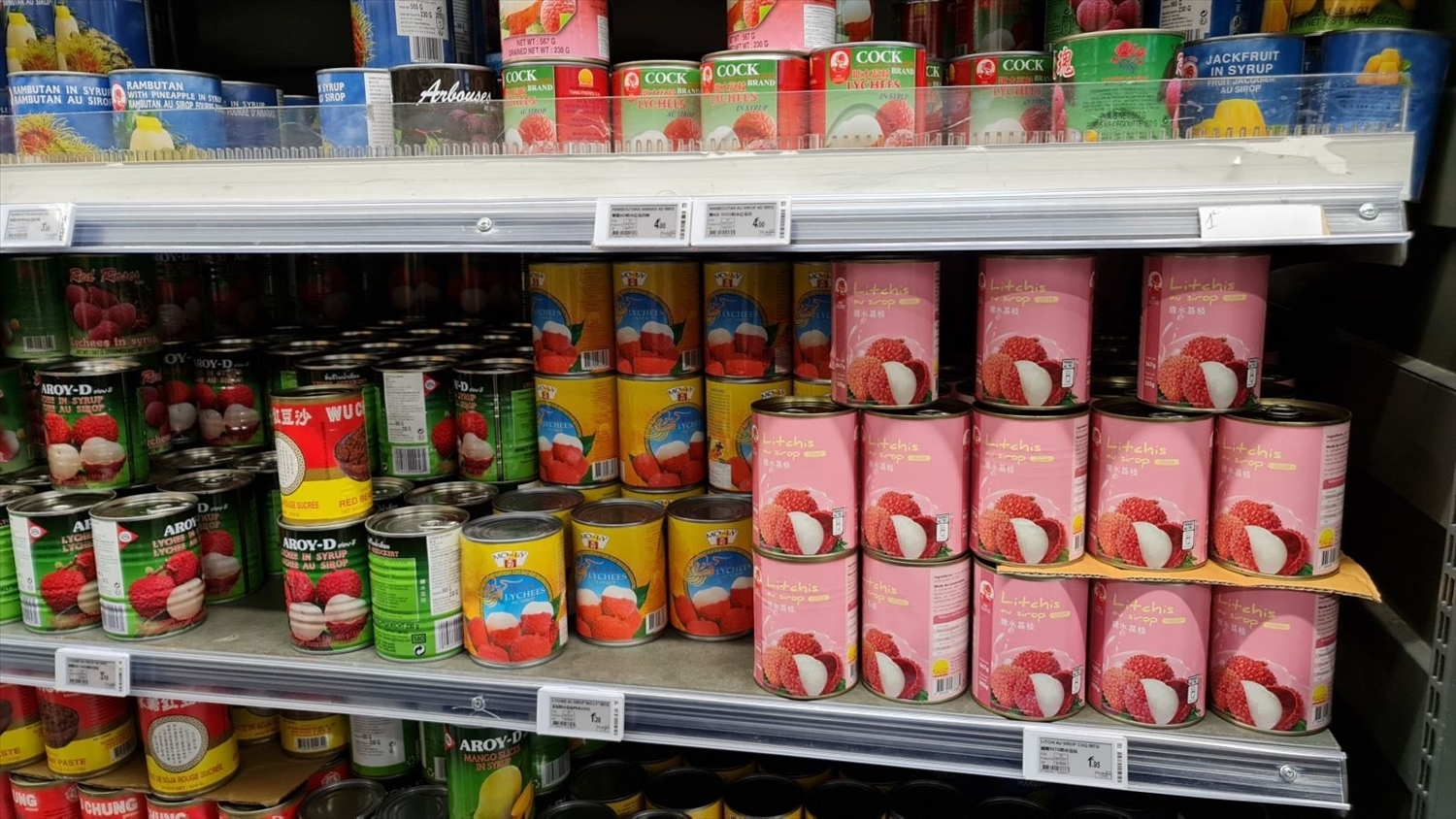 首批越南荔枝罐头在法国连锁超市上架