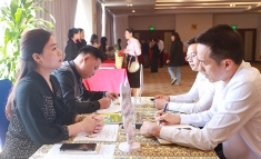 加强经贸对接，提供对华出口咨询服务