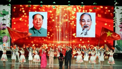 民间交流成为越中关系重要亮点