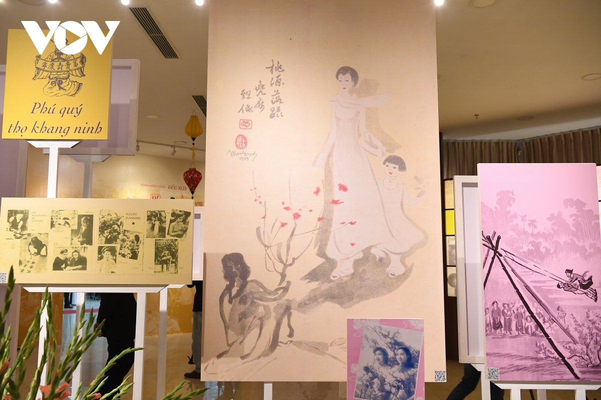 “昔日春节”展览展出关于传统春节的100多张独特资料与图片。