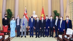 越南国家主席阮春福：推动越南与英国战略伙伴关系深入、高效、务实发展