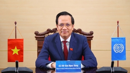 越南支持并促进“体面劳动与社会互助经济”的倡议和行动