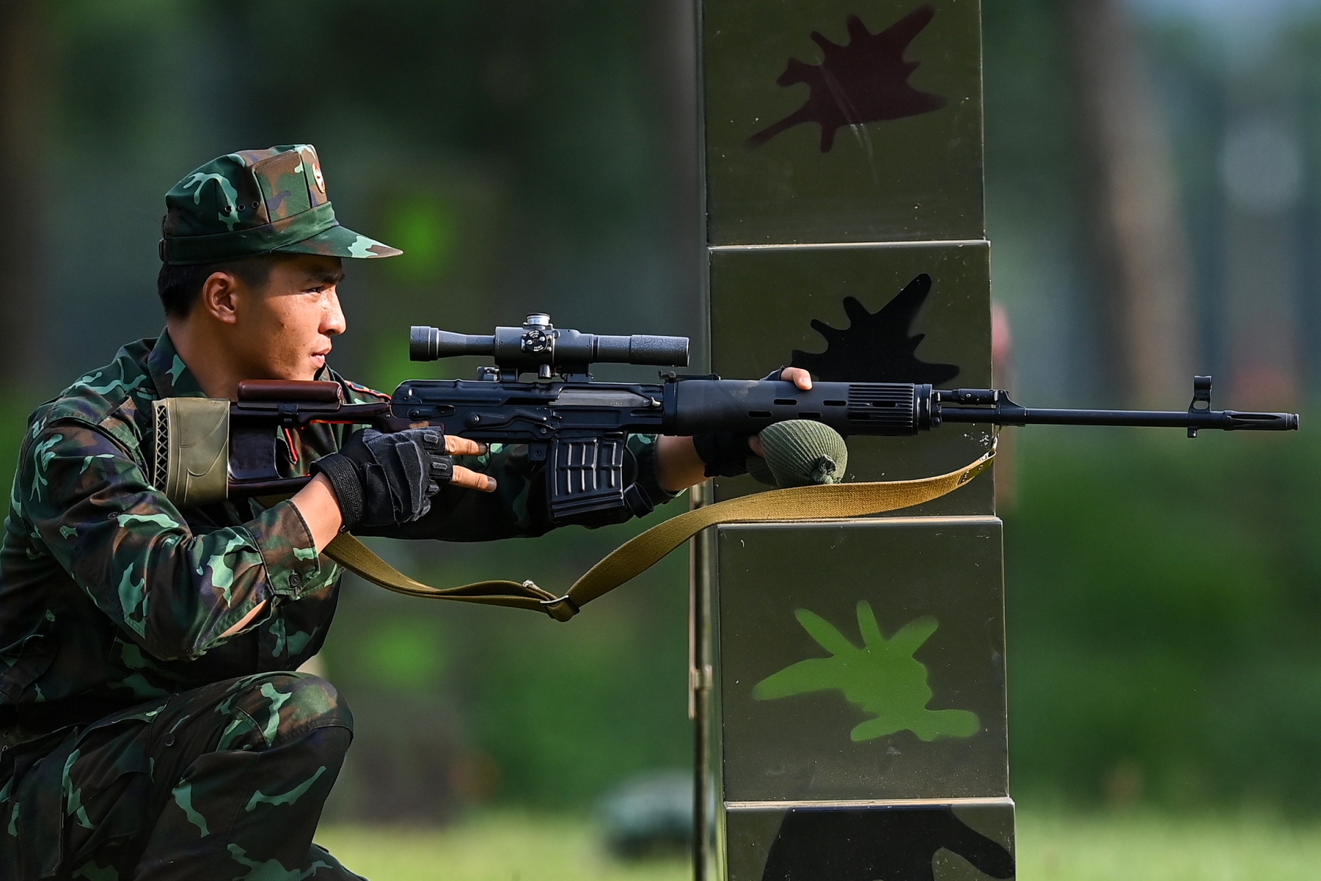 2021年国际军事比赛：俄罗斯高度评价越南射手的技能