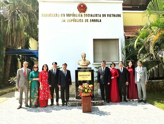 越南在安哥拉共和国外交部组织的交流活动中给人留下了深刻的印象
