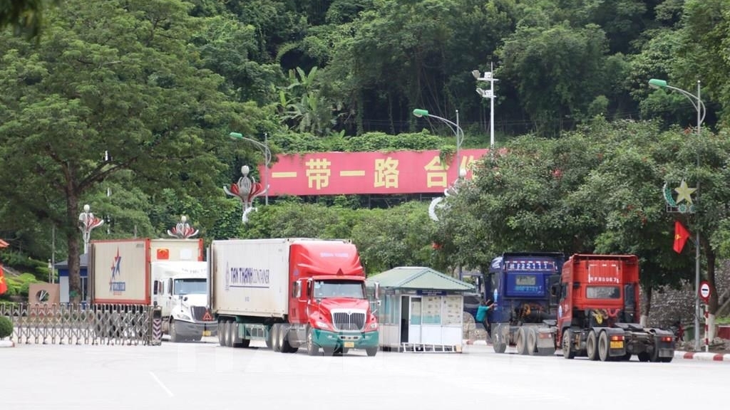 越中智能口岸：拓展边境贸易空间