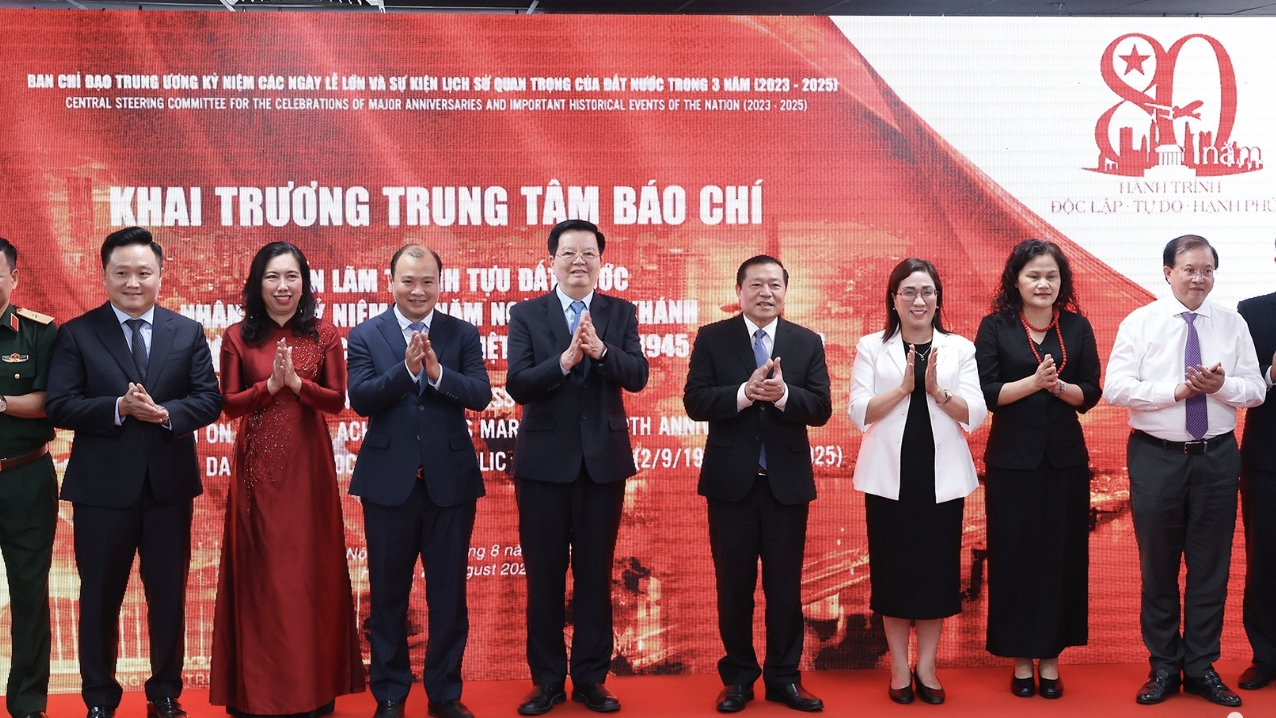 中国人民解放军阅兵方队将于8月底赴越南