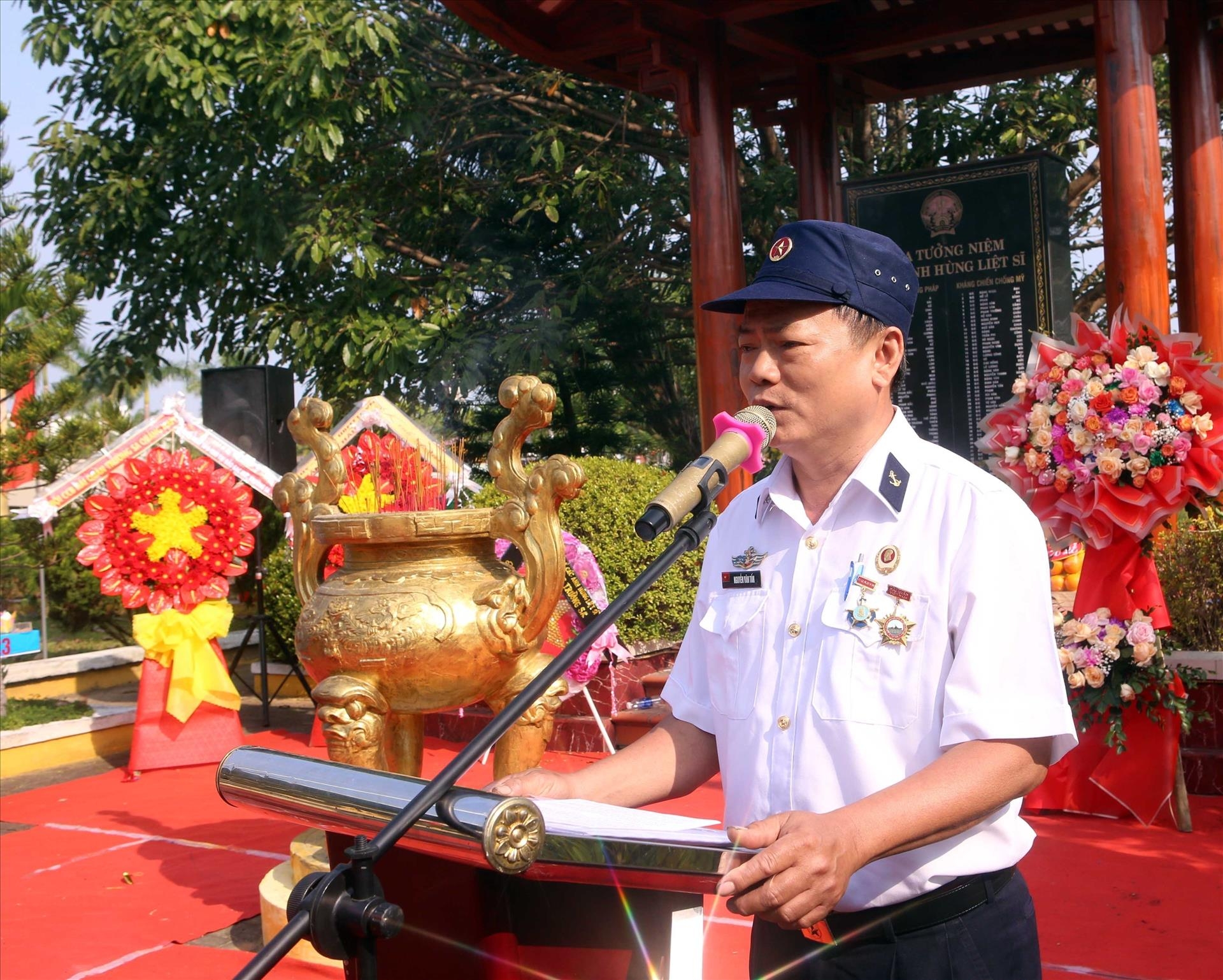 长沙部队联络委员会主任阮文晋发表讲话。