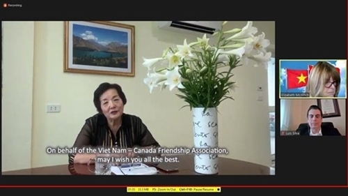 加拿大越南友好协会举行庆祝4·30越南南方解放国家统一47周年线上研讨会（图片来源：越通社）