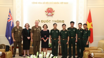潘文江大将与澳大利亚驻越南大使举行会晤