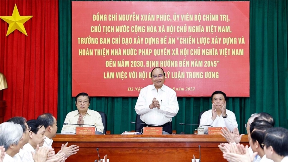 推进越南社会主义法治国家建设是人民的共同愿望和选择