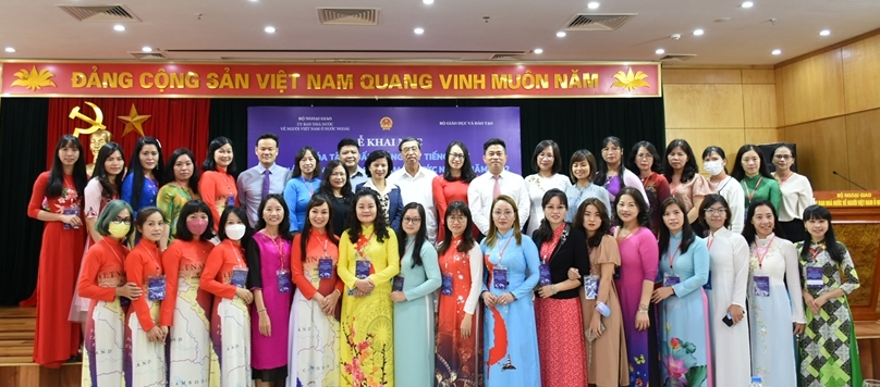 在海外越南人社区中保护越南语