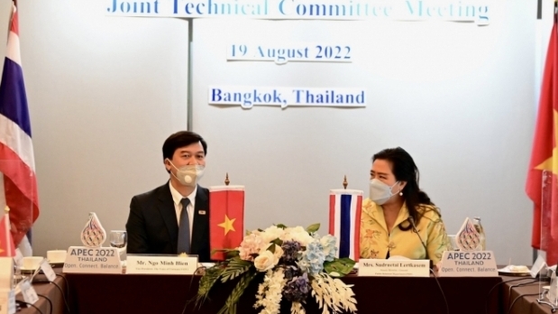 大力加强越南之声广播电台与泰国公共关系部的合作关系