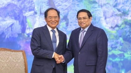 越南政府总理范明政会见前来辞行拜会的韩国驻越南大使朴能运