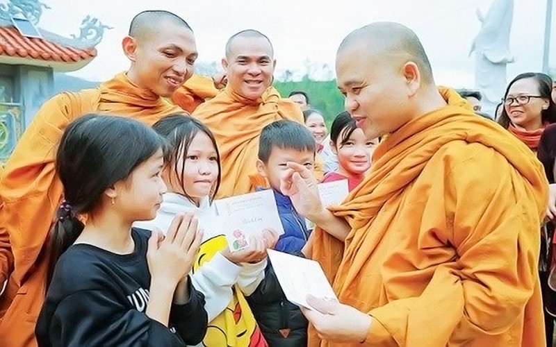 佛教为凝聚全民族团结奋进的强大合力做出贡献