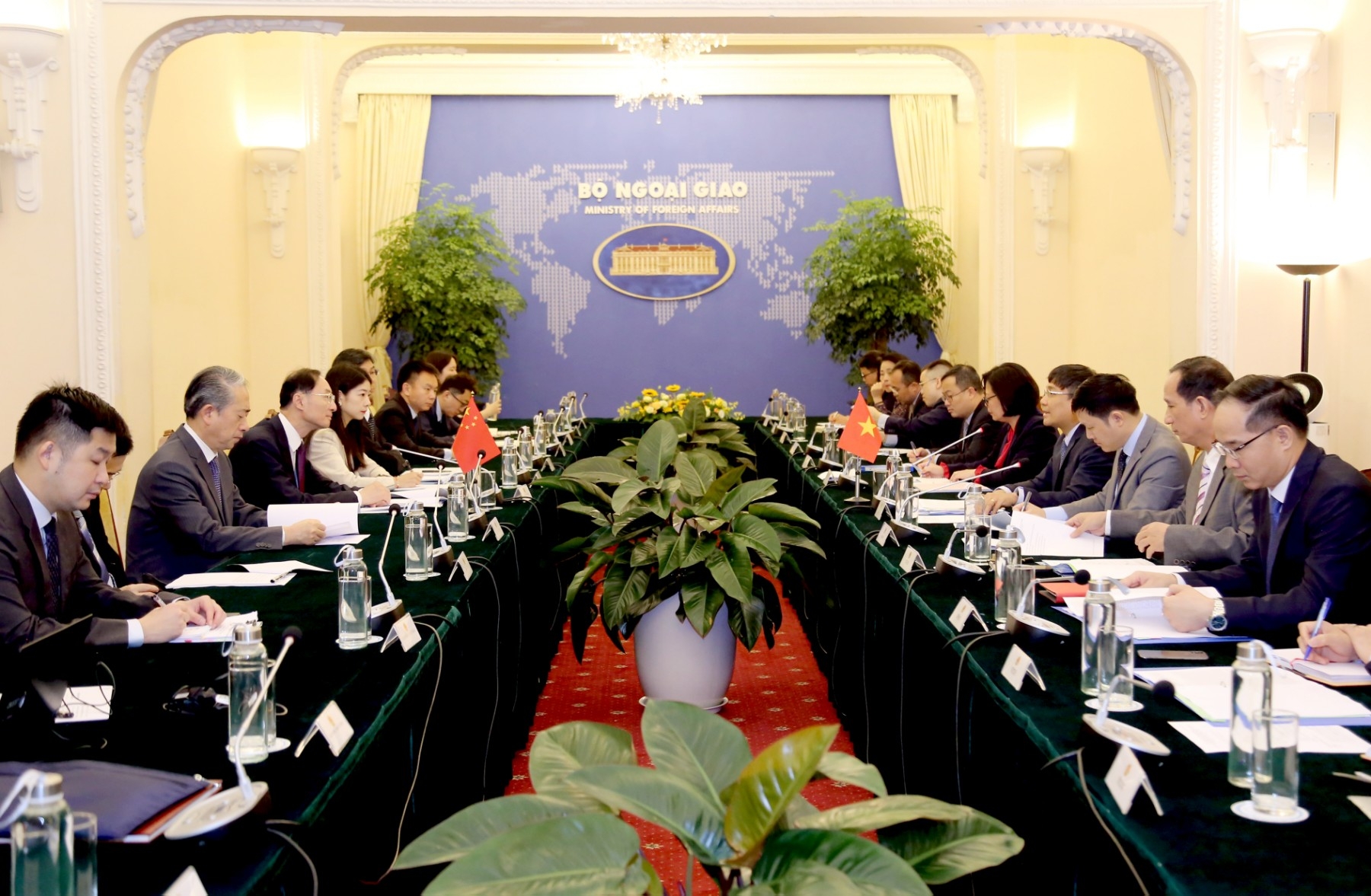 越南——中国政府级领土边界谈判代表团团长会晤（图：越南外交部）
