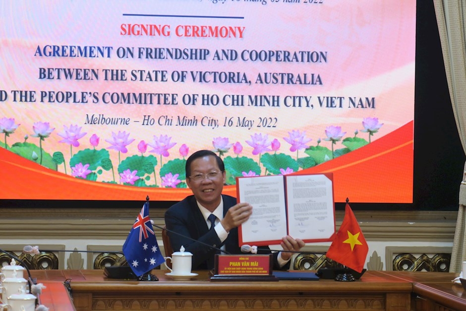 澳大利亚维多利亚州与胡志明市签署缔结友好合作关系的协议