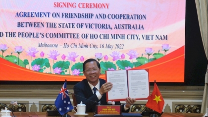 澳大利亚维多利亚州与胡志明市签署缔结友好合作关系的协议