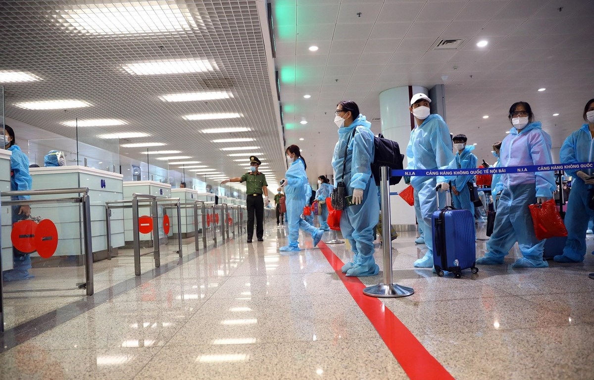 胡志明市对入境人员采用医疗隔离监测和管理的五步流程 以主动与严格控制新冠病毒奥密克戎新菌株的传播