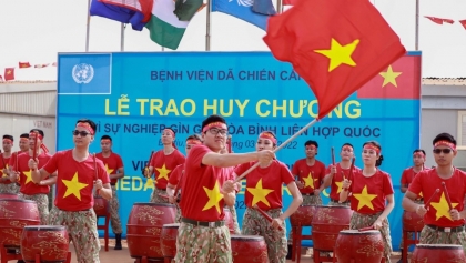 越南联合国南苏丹维和特派团的第三号2级野战医院举行文艺交流活动