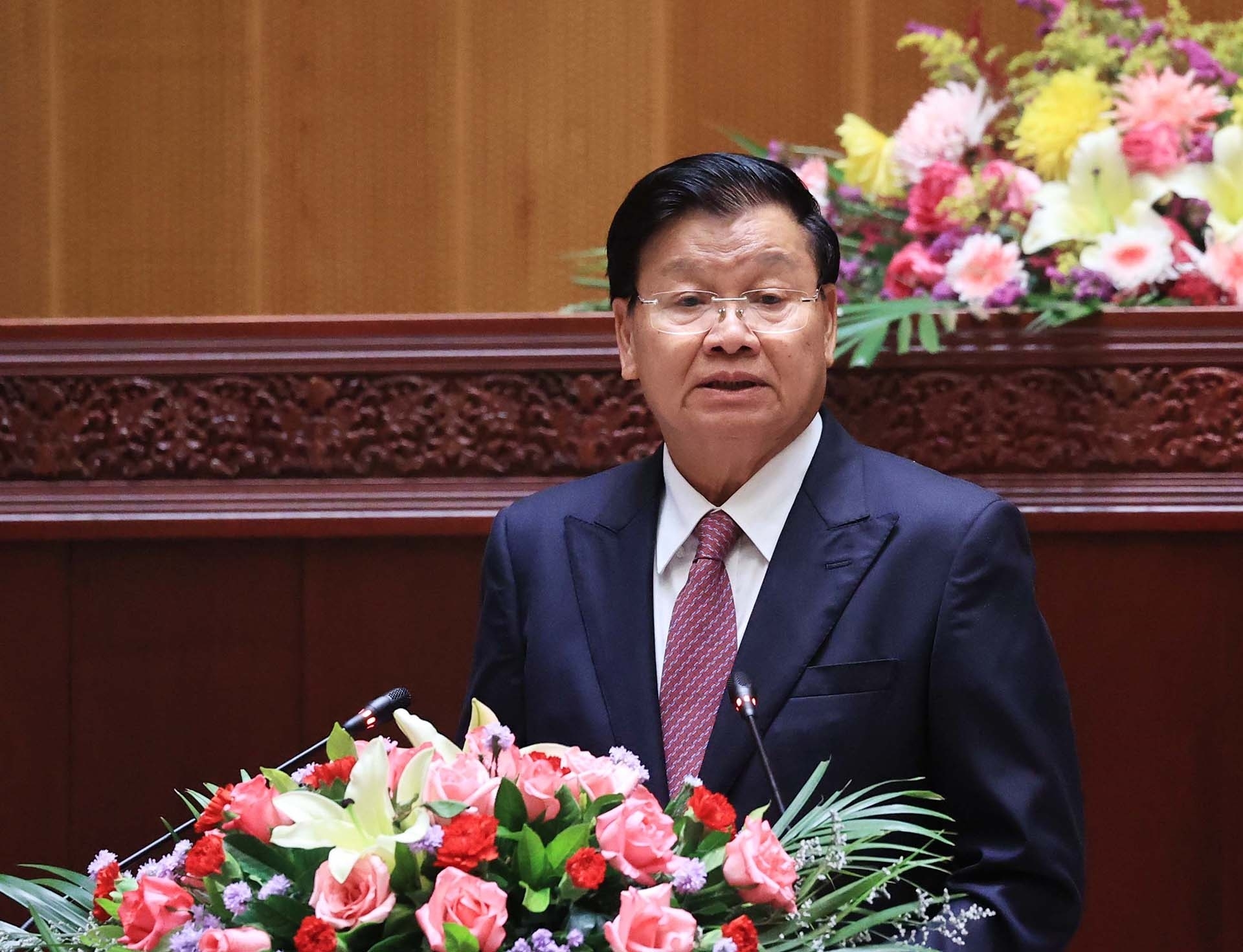 老挝人民革命党中央委员会总书记、老挝人民民主共和国主席通伦