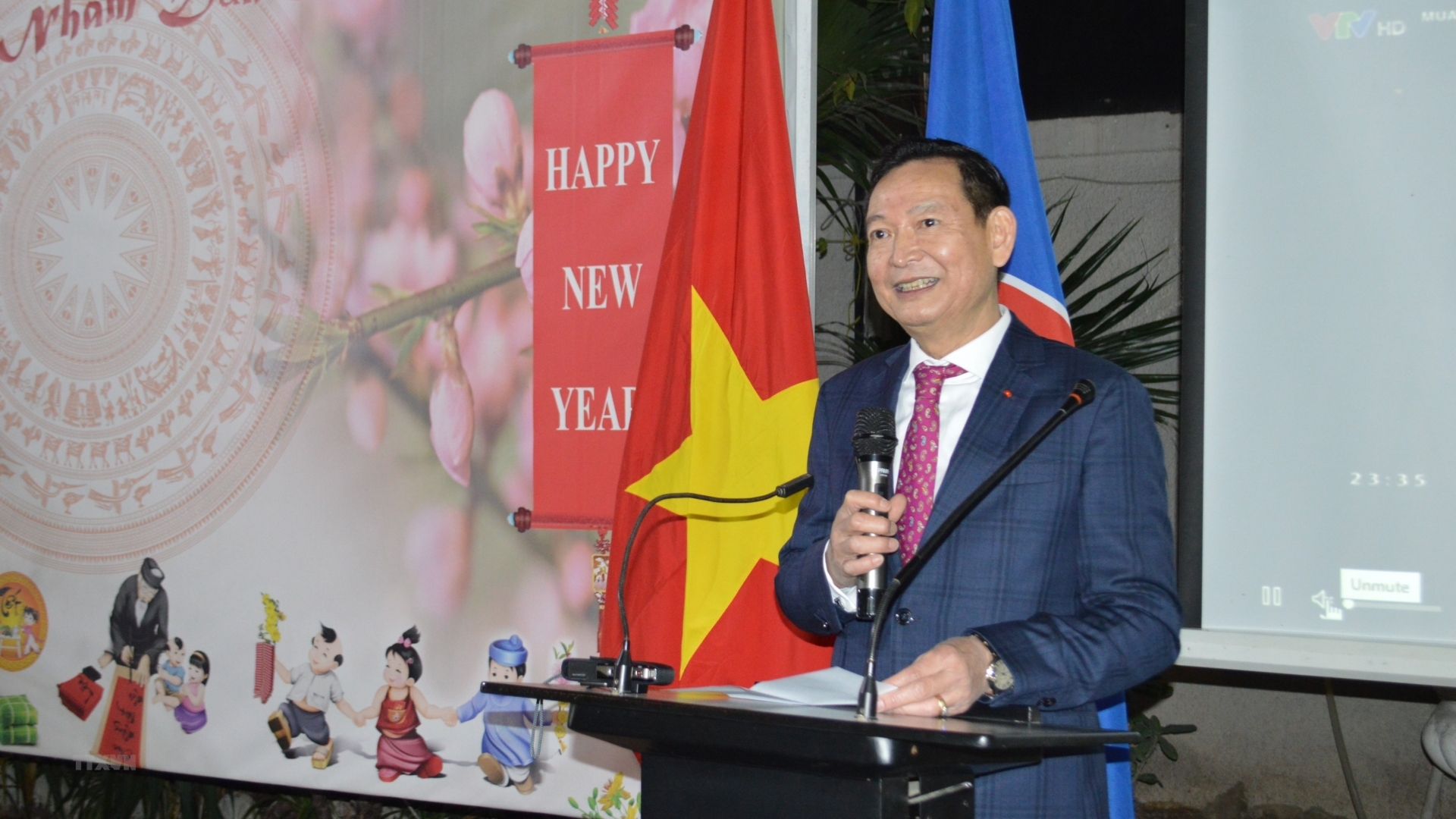 越南驻埃及大使馆举行2022年壬寅年春节迎春活动