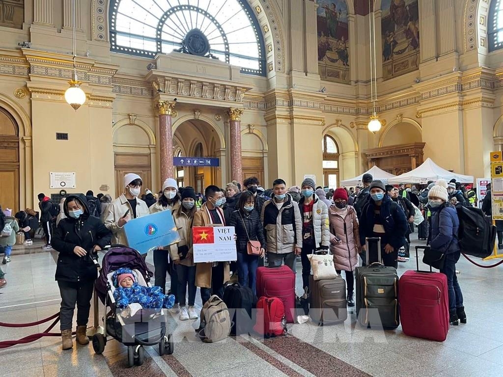 旅居乌克兰的越南公民安全抵达匈牙利布达佩斯