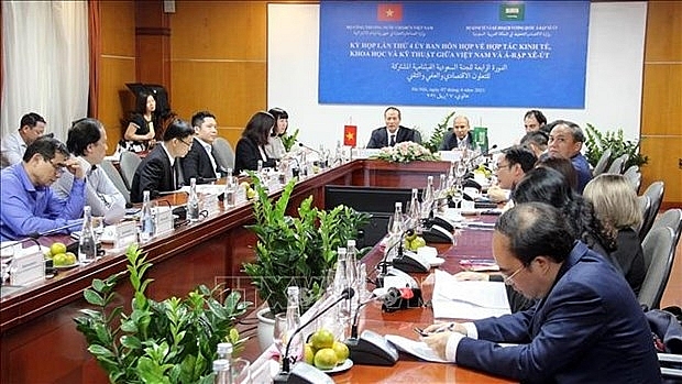 越南与沙特阿拉伯经济、科技合作混合委员会第4次会议河内分会场  图自越通社