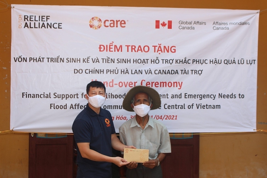加拿大为广治省受洪水之灾的246户提供援助现金