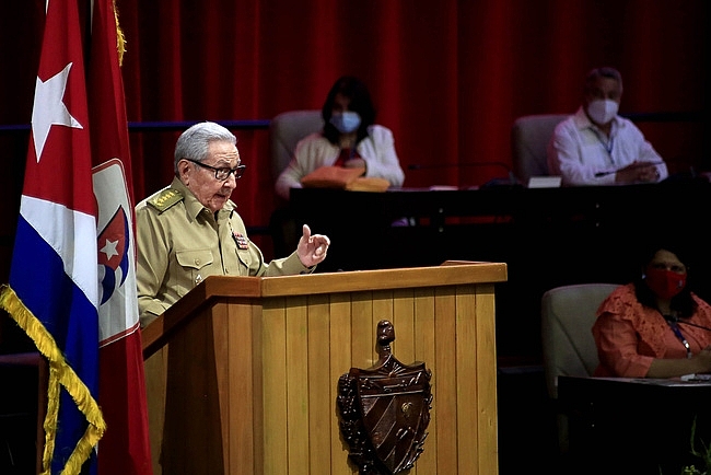 古巴共产党中央委员会第一书记劳尔·卡斯特罗大将在大会上发言。