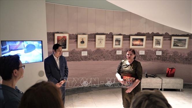 纪念一位描绘越南故事的前苏联才华画家诞辰 100 周年