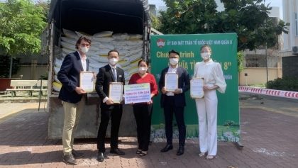 海外越南侨胞捐赠12吨大米支持胡志明市人民抗击新冠肺炎疫情