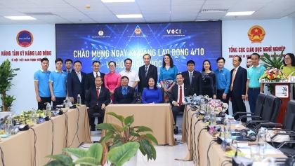 “在新形势下提高越南劳动技能”的国际研讨会在河内举行