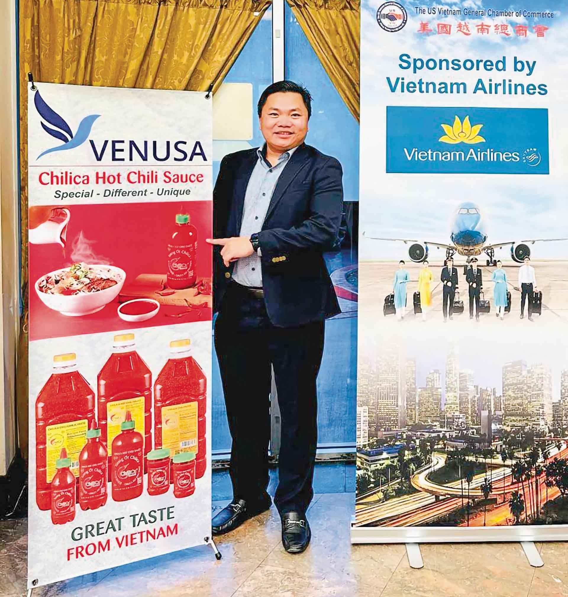 在美国的越南企业家协会（VENUSA主席阮廷富教授。