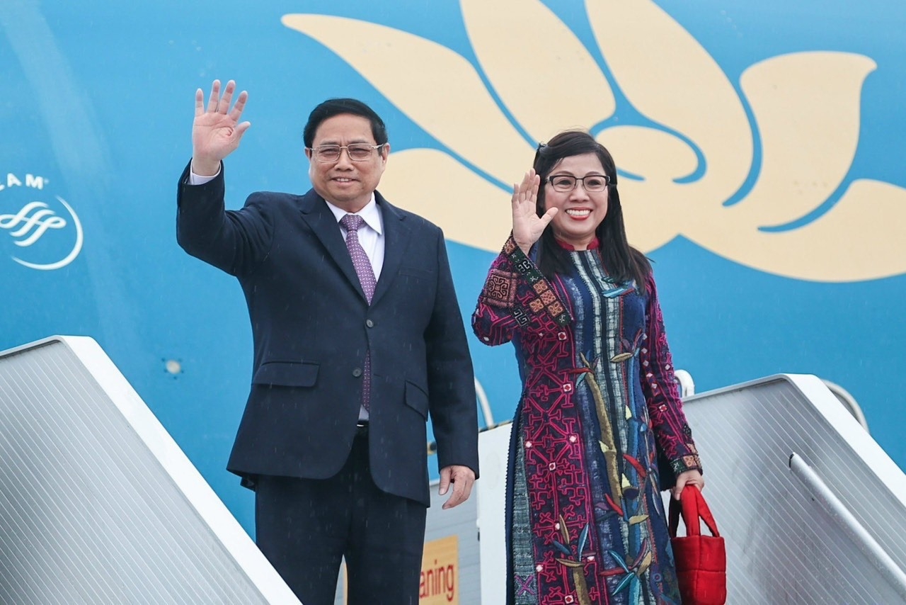 越南政府总理范明政及夫人。