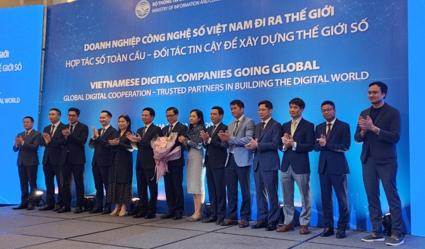 越南通信传媒部正式成立“协助数字技术企业走出国门的咨询组”。