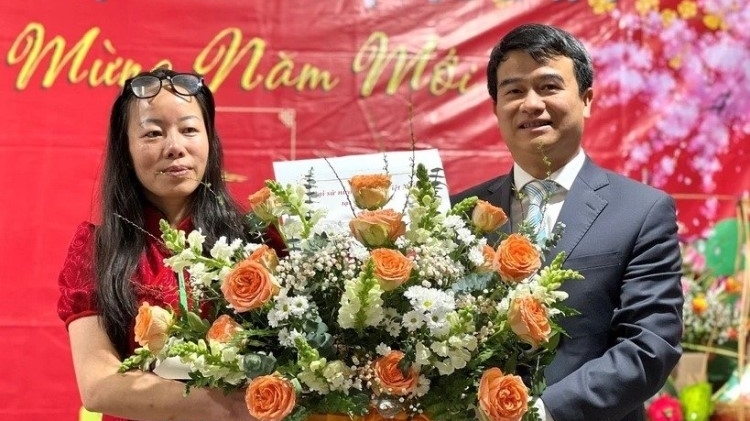 德国哈姆市越南人协会强调建设一个强大社群