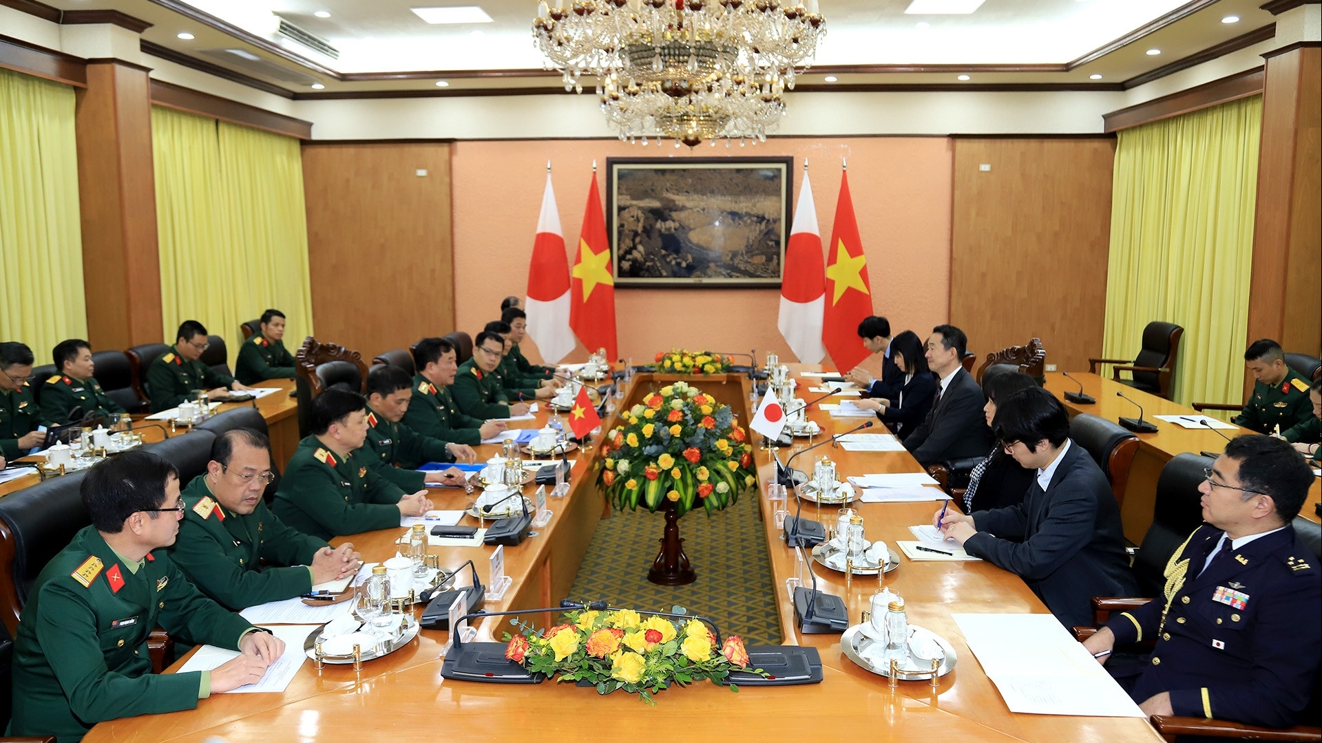 越南与日本加强国防工业和网络安全领域合作