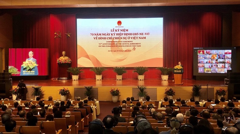 外交部于4月25日在河内隆重举行了《关于停止在越南战事的日内瓦协议》签署70周年（1954年7月21日 - 2024年7月21日）纪念典礼。