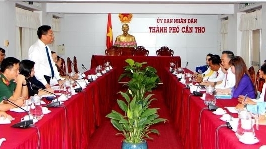 陪伴和支持旅居柬埔寨越南人社群