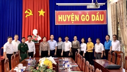 西宁和平定成立并亮相新的友好协会和分支机构
