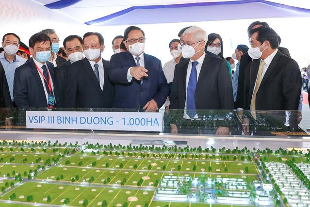 范明正总理观察越新第三工业园模式