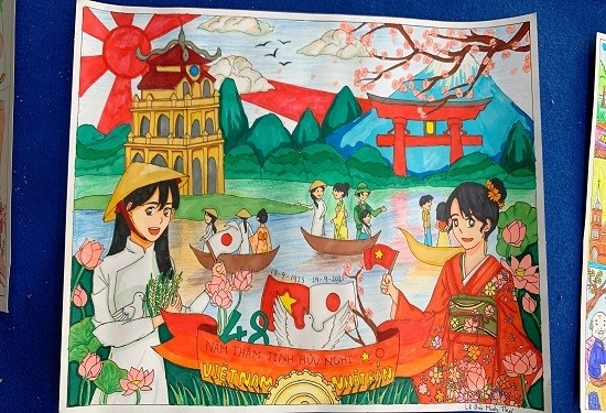 “我画日本 - 我画越南”绘画比赛旨在培养越南和日本青少年儿童的道德品质和爱国之心。(插图)