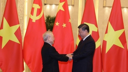中国按照对国家元首的最高礼遇举行越共中央总书记阮富仲欢迎仪式
