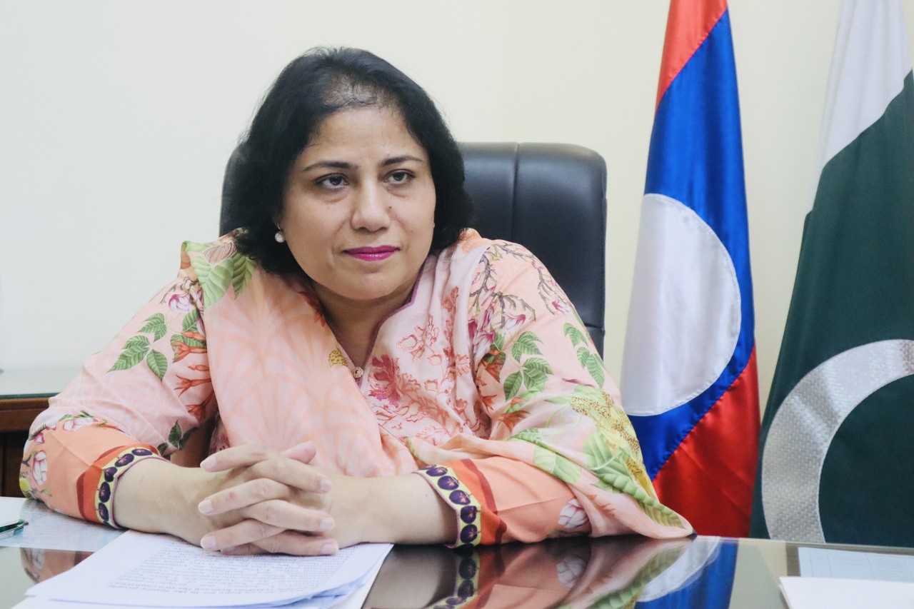 这是巴基斯坦驻越南特命全权大使萨米娜·梅塔布（Samina Mehtab）。