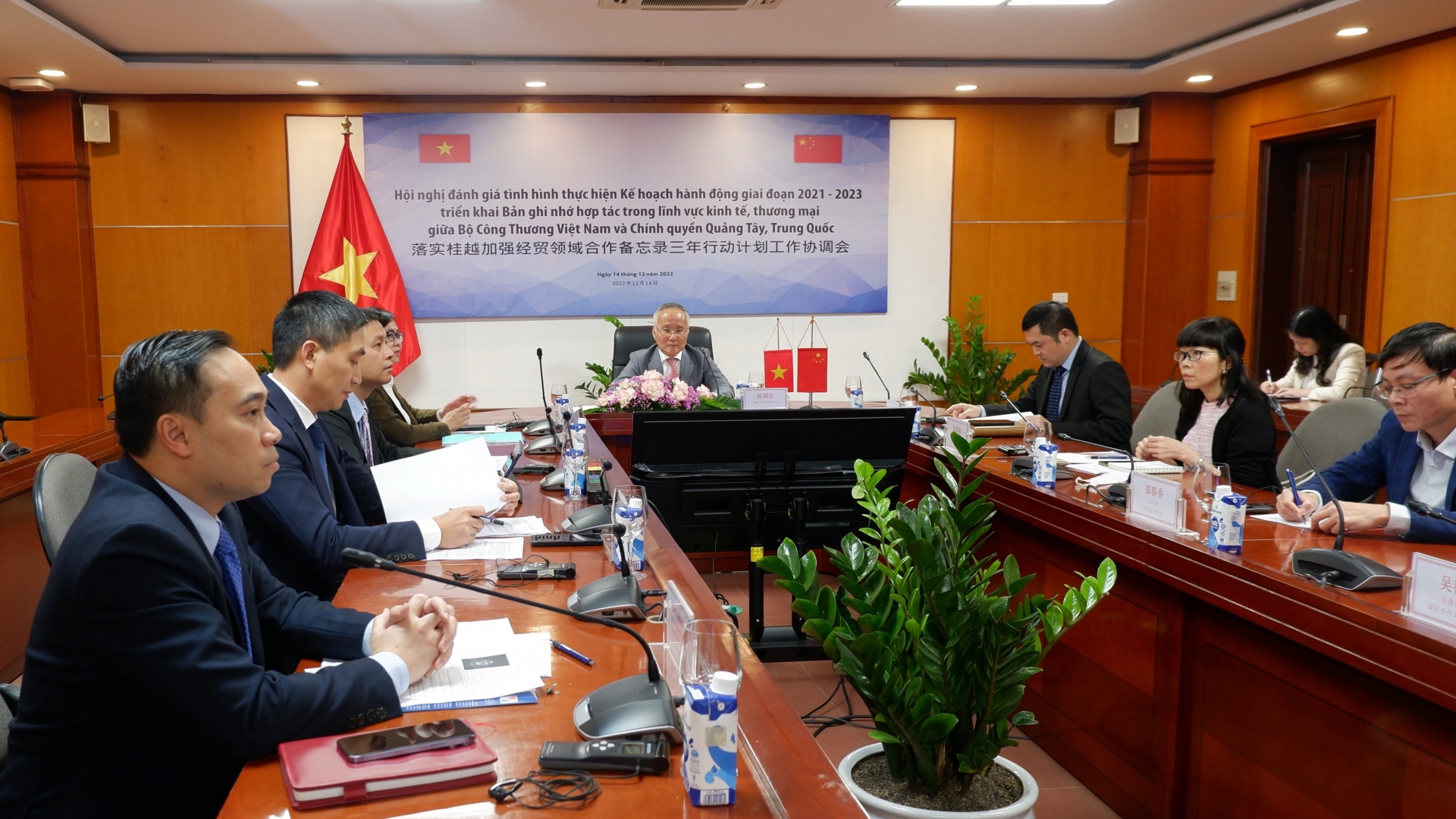 越南工贸部就确保各边境口岸通关畅通提出意见和建议。